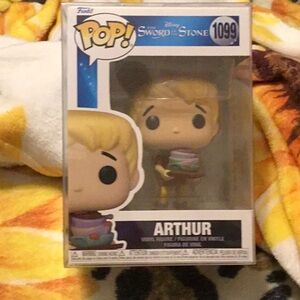 Funko Pop Disney The Sword in the Stone - Arthur #1099 Vinyl Figure w/Protector